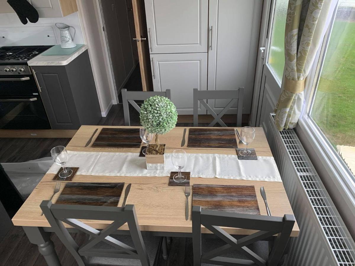 3 Bed Presitage Caravan Doniford Bay Saint Decumans Bagian luar foto