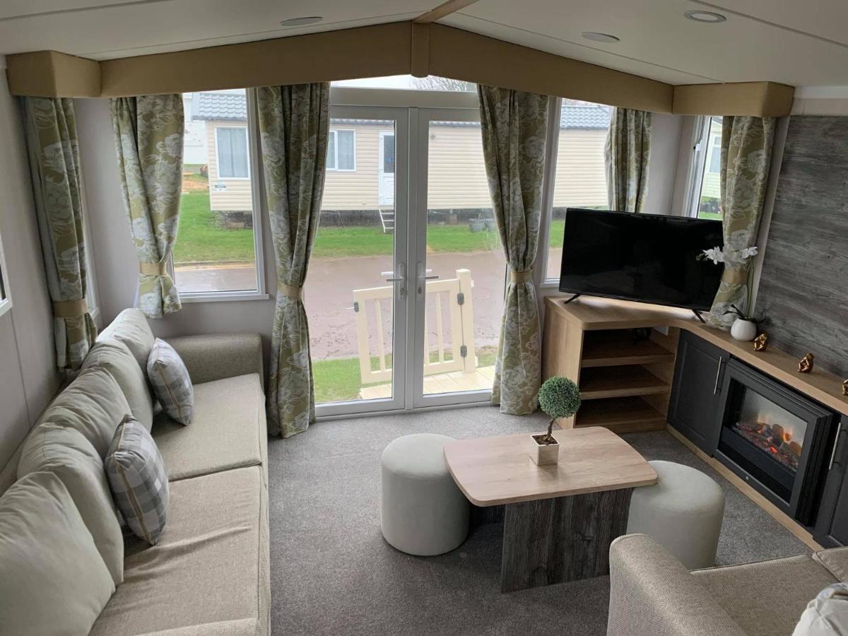 3 Bed Presitage Caravan Doniford Bay Saint Decumans Bagian luar foto